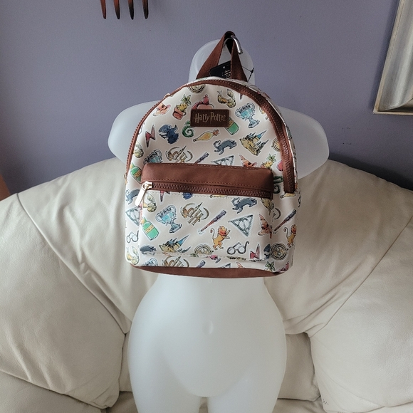 Harry Potter Backpack NWTs - Picture 8 of 9